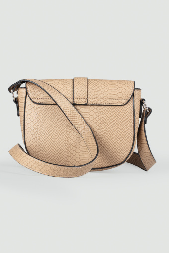 Torebka z ozdobą na klapie, eko skóra