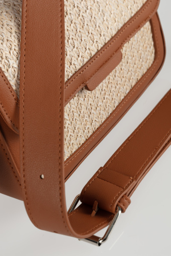 Beżowa torebka z rafii