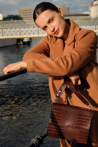 Klasyczna torebka, ciemny brąz