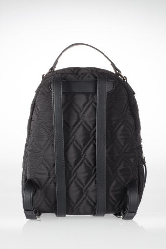Czarny plecak z efektownym pikowaniem Czarny plecak z efektownym pikowaniem