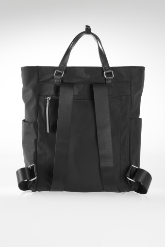 Praktyczna czarna torba 