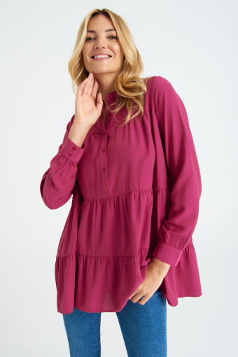 Tunika oversize z efektownymi falbanami, różowa