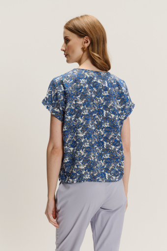 Wiskozowa bluzka z błękitnym wzorem Wiskozowa bluzka z błękitnym wzorem