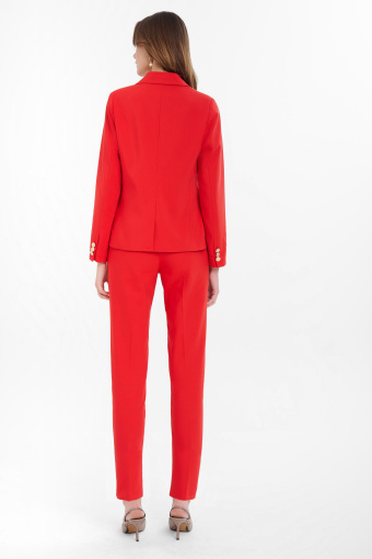 Żakiet z ozdobnymi guzikami