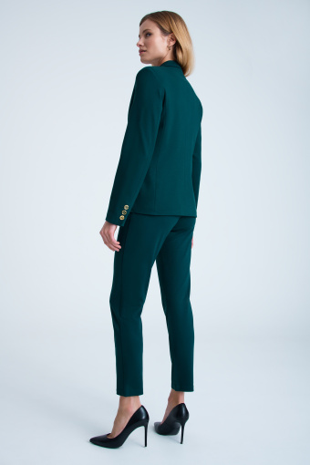 Zielony żakiet o klasycznym fasonie Zielony żakiet o klasycznym fasonie