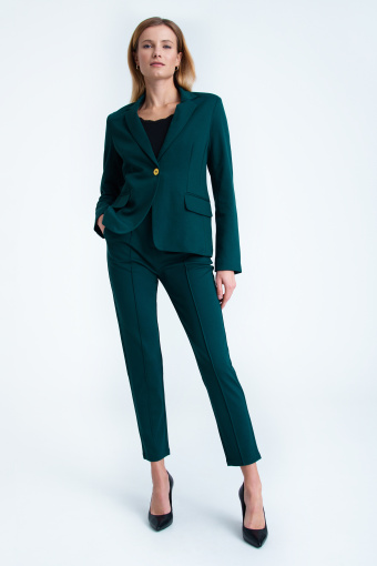 Zielony żakiet o klasycznym fasonie Zielony żakiet o klasycznym fasonie