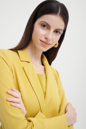 Klasyczna marynarka w limonkowym kolorze