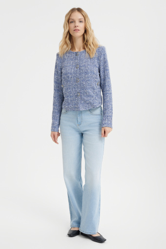 Niebieski pudełkowy żakiet