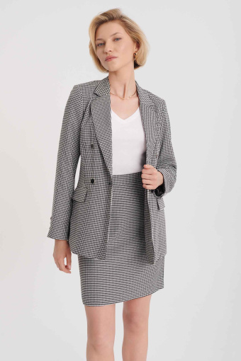 Dwurzędowy żakiet w drobną pepitę