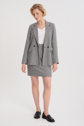 Dwurzędowy żakiet w drobną pepitę