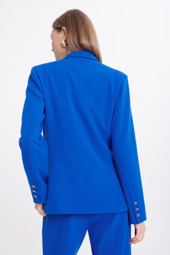 Dwurzędowy żakiet z ozdobnymi guzikami Dwurzędowy żakiet z ozdobnymi guzikami