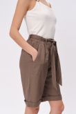 Luźne brązowe szorty