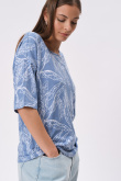 Luźny top z nadrukiem tropic