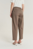 Oliwkowe spodnie z gumką w talii