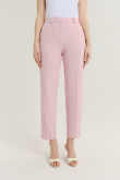 Eleganckie jasnoróżowe spodnie typu cygaretki