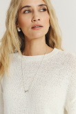 Biały sweter z szerokimi rękawami 3/4