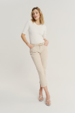 Biały top z rękawem do łokcia