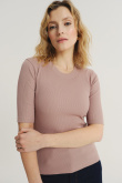 Dopasowany top w kolorze brudnego różu