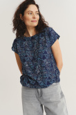 Top z niebieskim printem krótkie rękawy