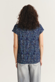 Top z niebieskim printem krótkie rękawy