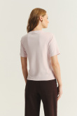 Basicowy t-shirt w pastelowym odcieniu różu