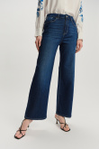 Klasyczne granatowe jeansy typu wide leg