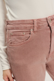 Pudrowo-różowe jeansy mom fit