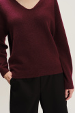 Burgundowy sweter o luźnym fasonie