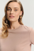Beżowy t-shirt basic