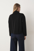 Rozpinana czarna bluza
