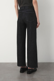 Grafitowe jeansy wide leg 