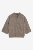 Luźny brązowy sweter z kołnierzykiem