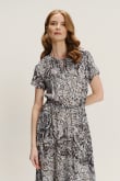 Kobieca sukienka maxi z nadrukiem paisley