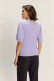 Lawendowy sweter z krótkim rękawem