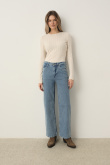 Niebieskie jeansy straight 