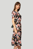 Elegancka sukienka z nadrukiem