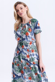 Maxi sukienka w tropikalne kwiaty