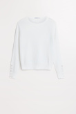 Biały dopasowany sweter