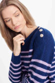 Casualowy sweter w paski z ozdobnymi guzikami