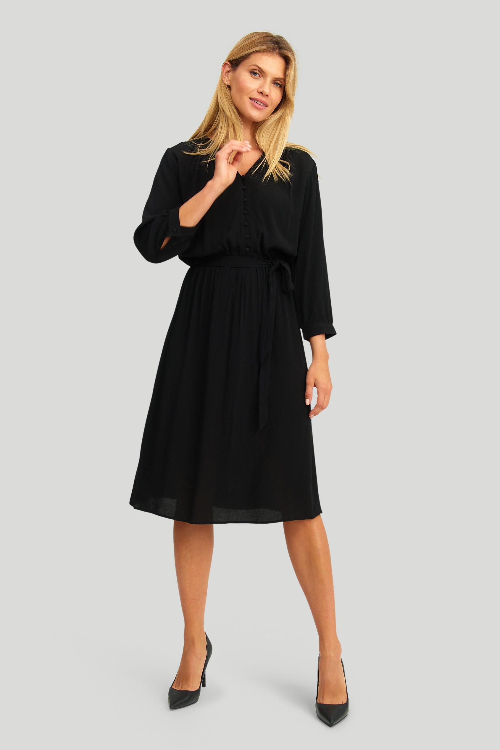 Wiskozowa sukienka podkreślająca talię, czarna