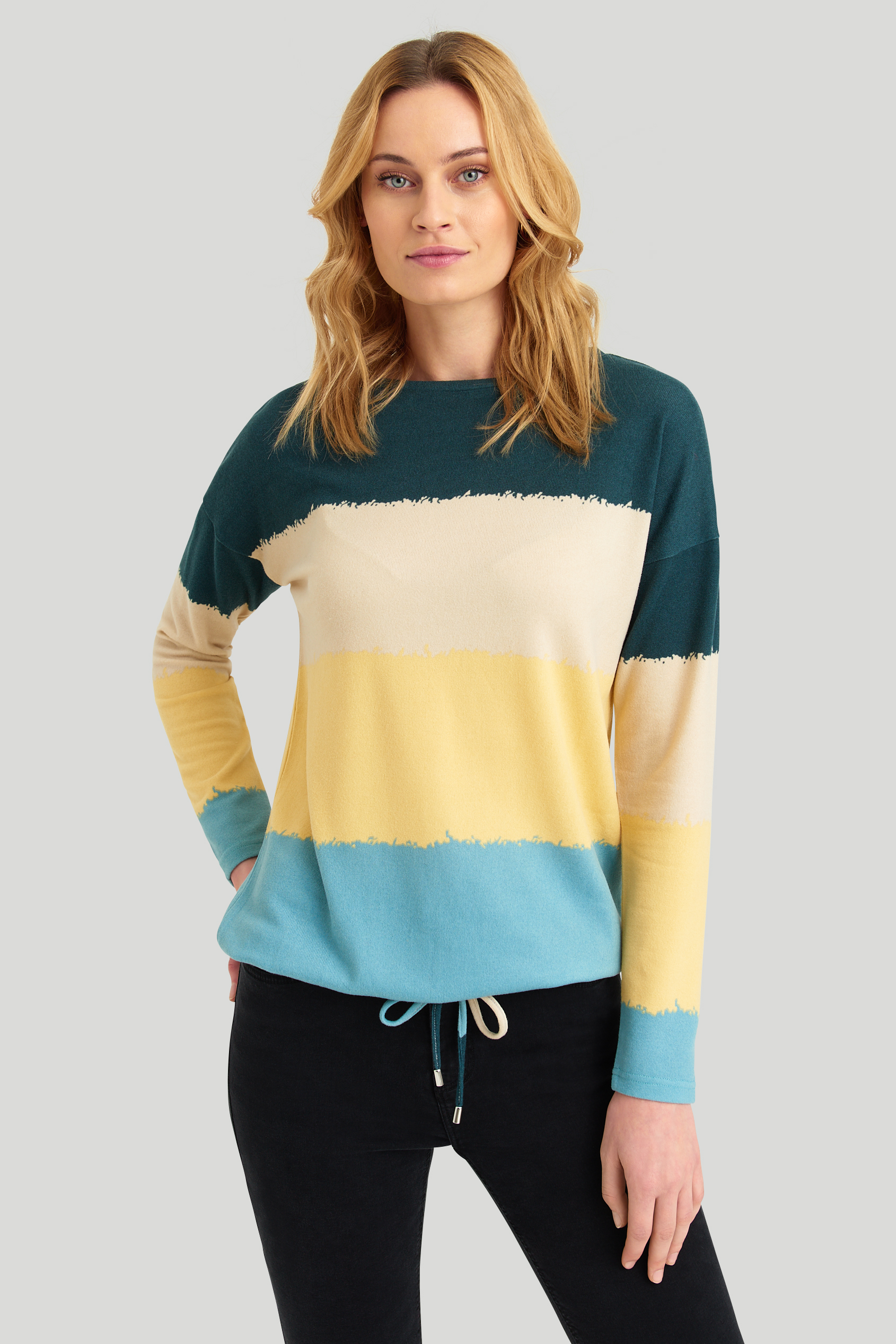 Miękki sweter z nadrukiem w pasy
