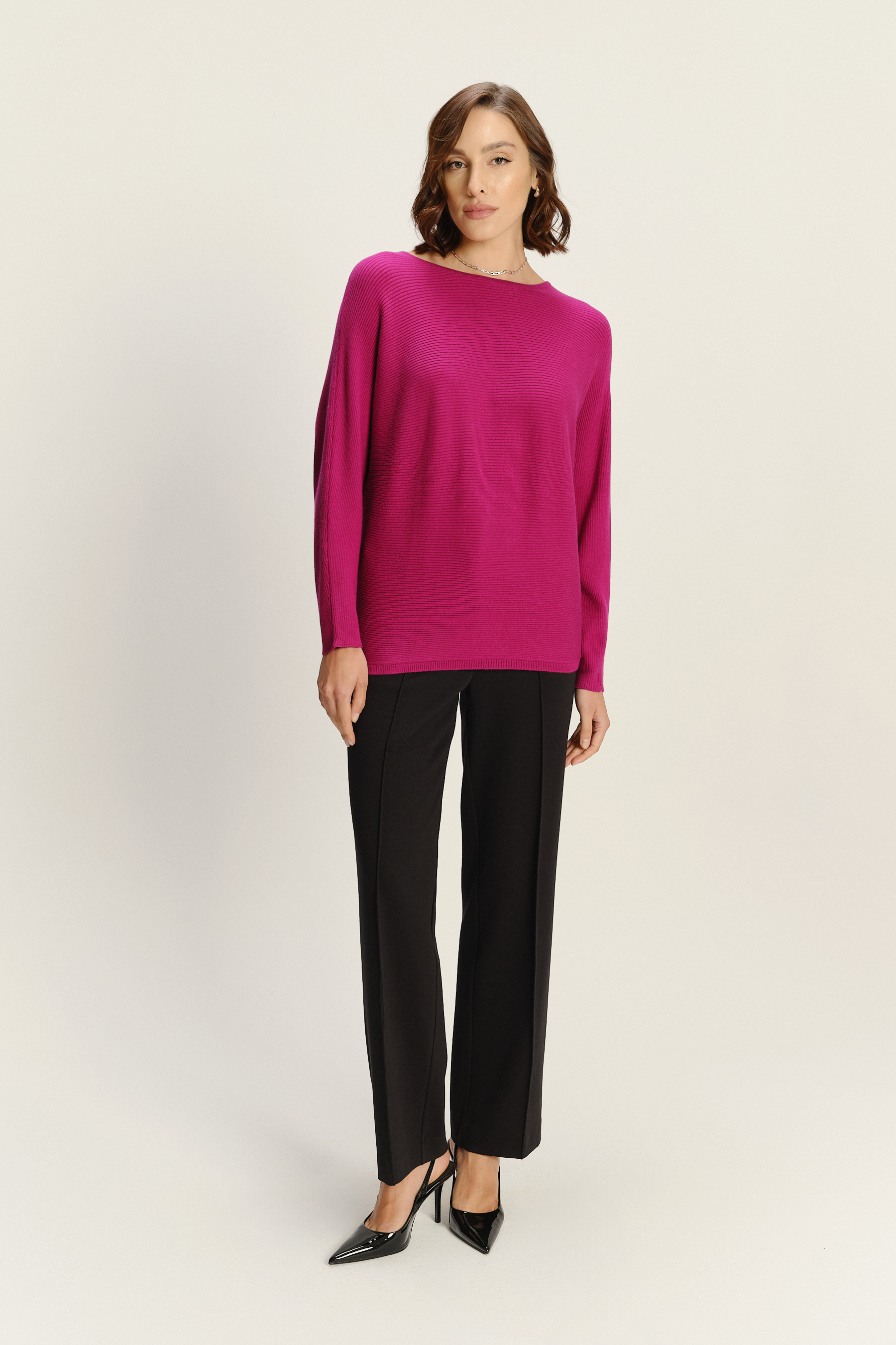 Sweter typu nietoperz w kolorze fuksji